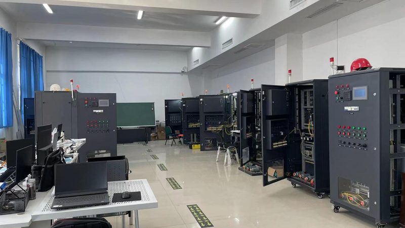 在定制低压伺服电机时，以下关键参数是影响价格的重要因素：